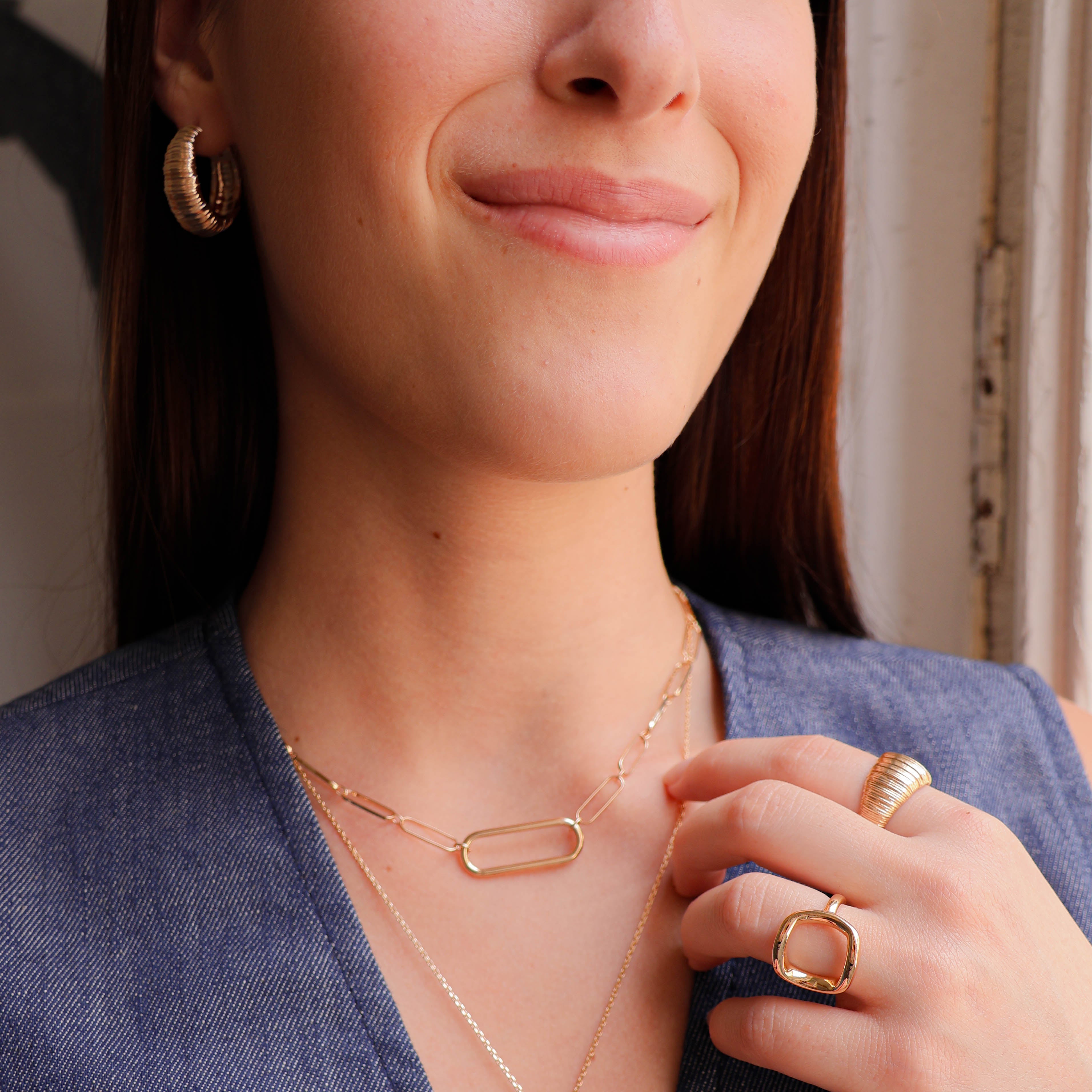 Zamora large hoop earrings chiseled gold-plated