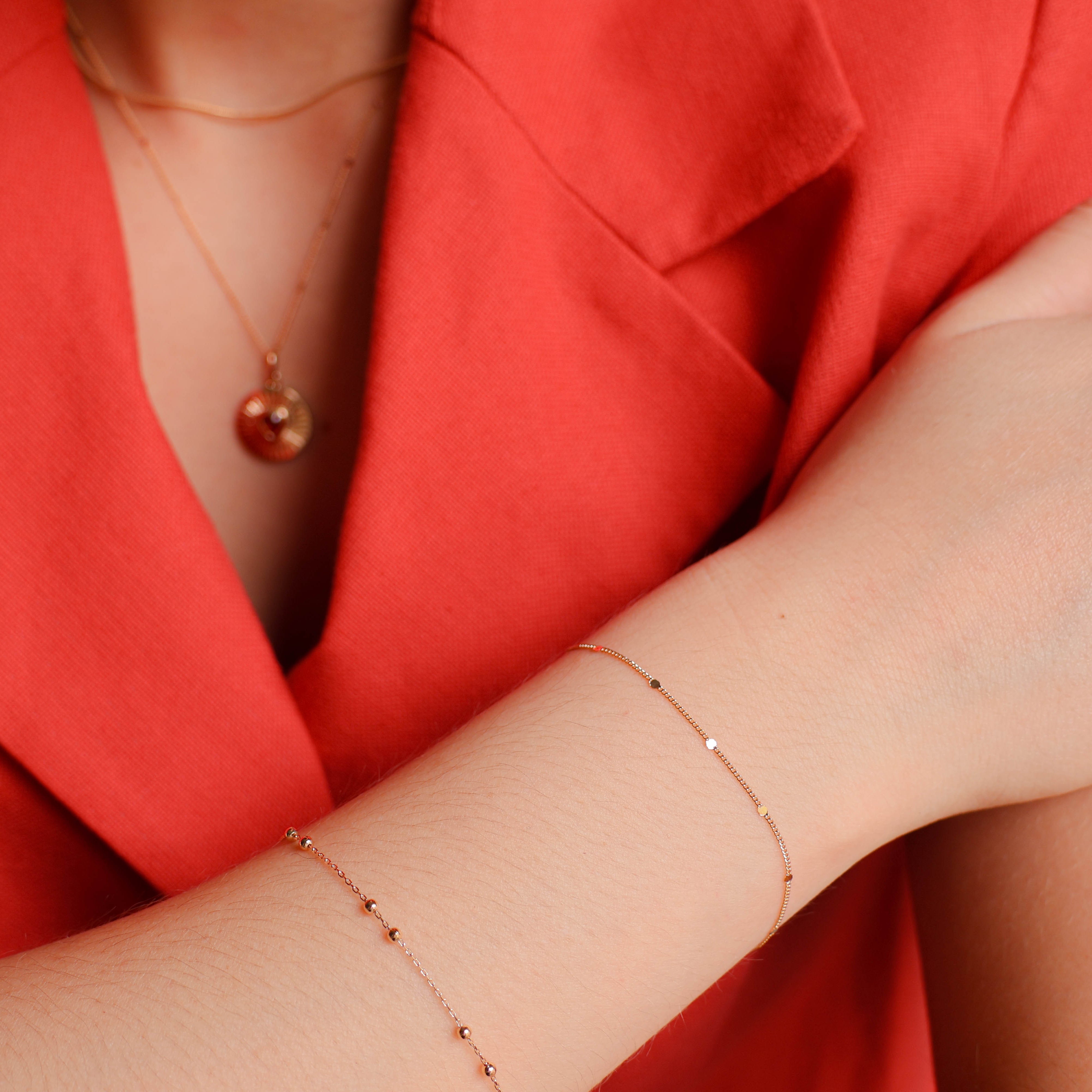 Kesia bracelet 18cm flat beads gold-plated