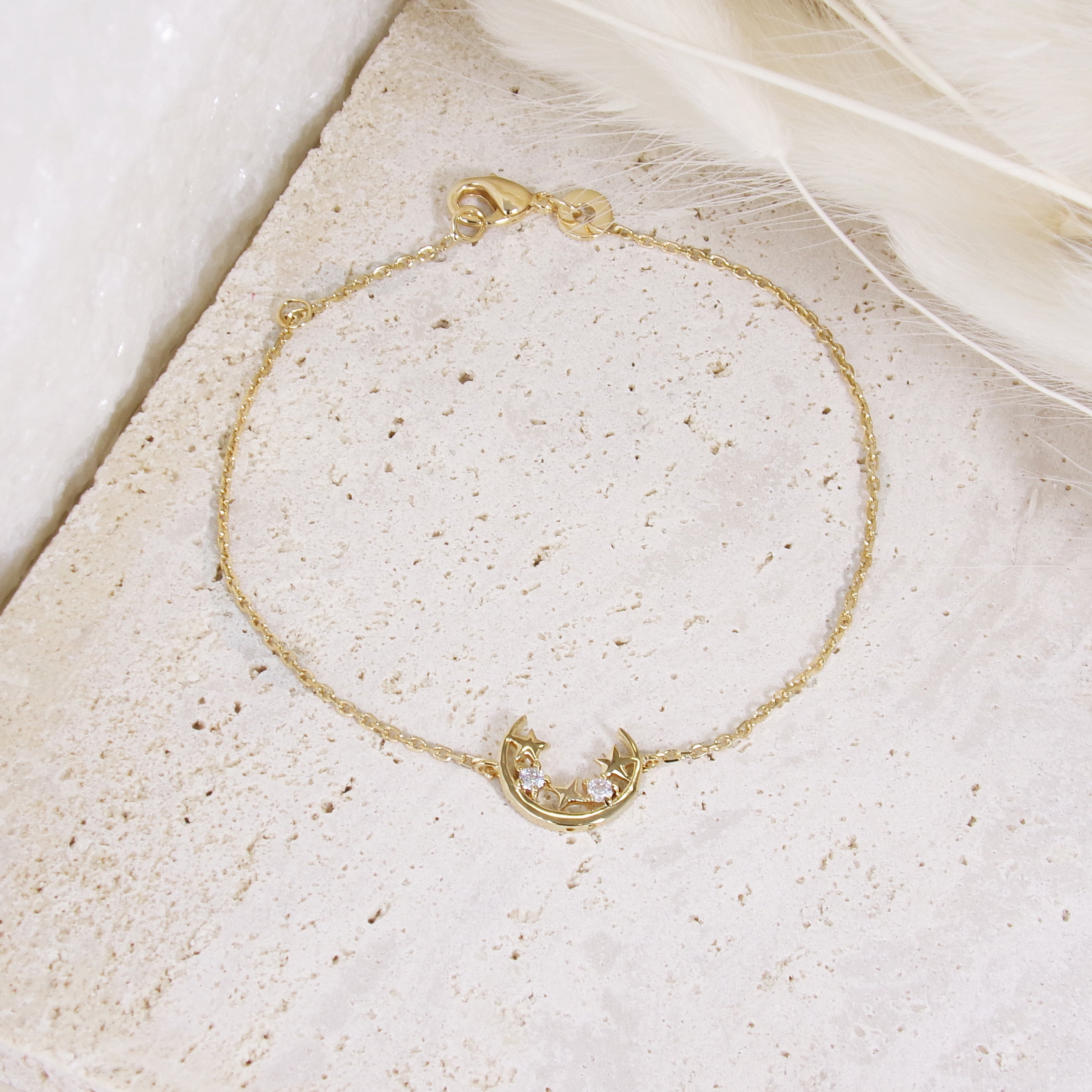 Isea chain bracelet 18cm sparkling moon gold-plated