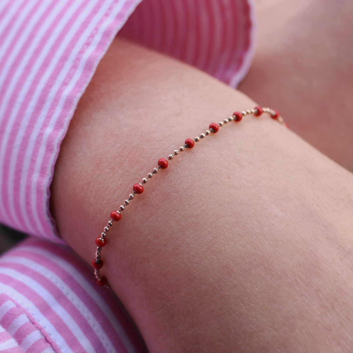 Almaria Bracelet 18cm red lacquered beads gold-plated