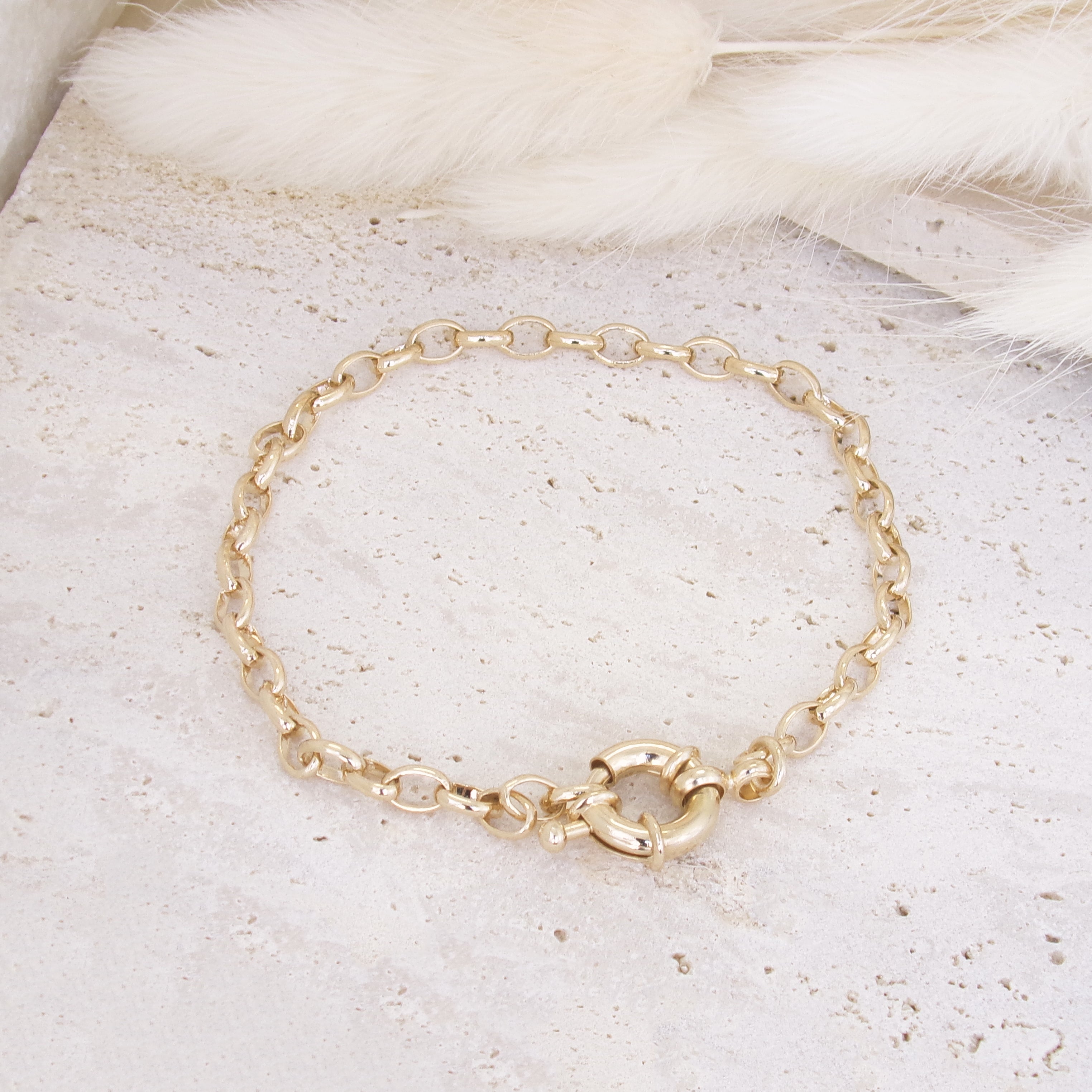 Yuna bracelet 18cm wide mesh marine clasp gold-plated