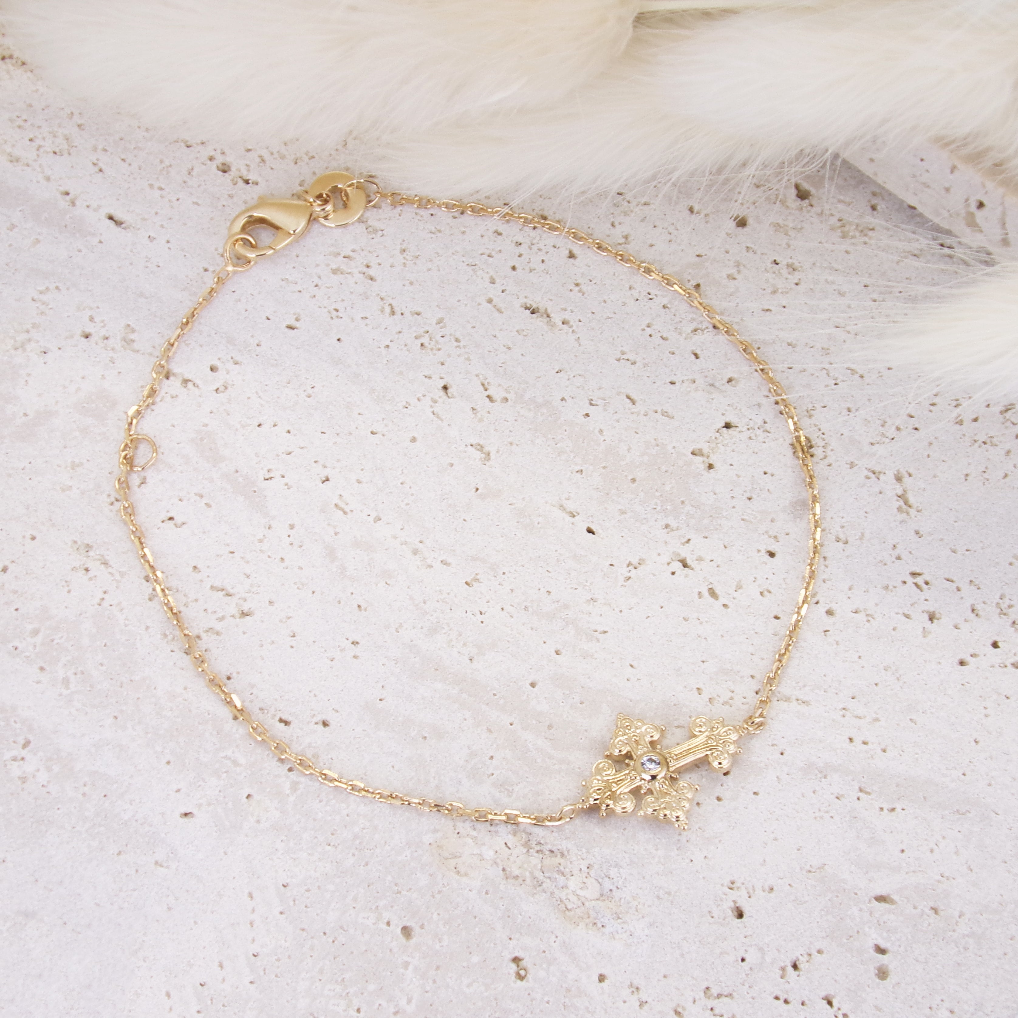 Iris bracelet stylized cross with zircons gold-plated