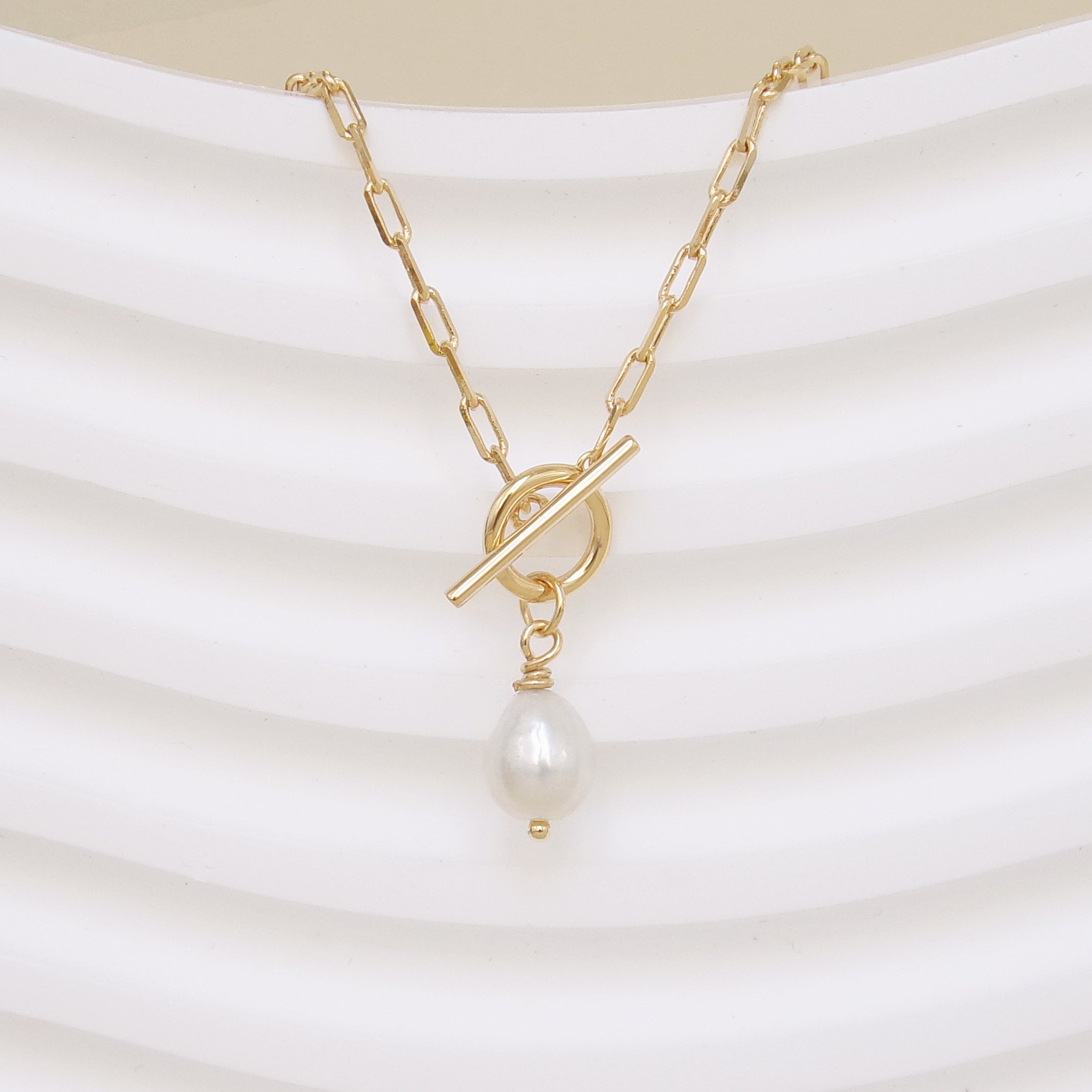 Gold-plated cultured pearl pendant Jay necklace