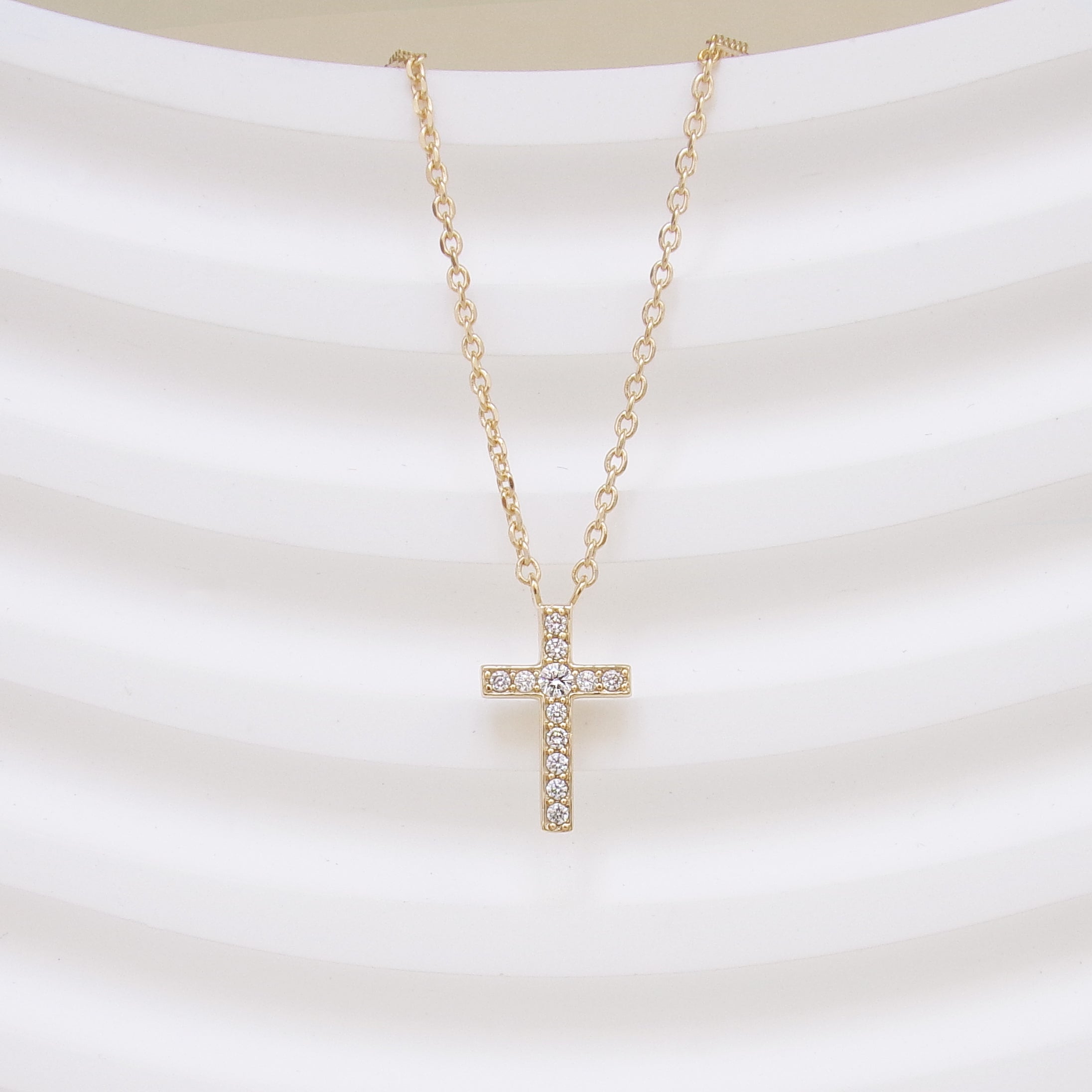 Gold-plated zirconium oxide cross Leena necklace