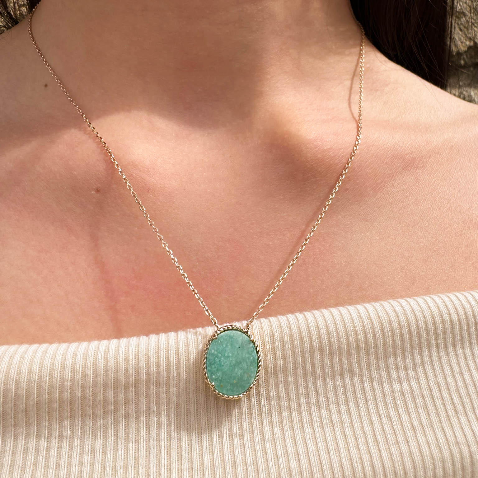 Cable link Suri necklace and gold-plated amazonite oval beaded pendant