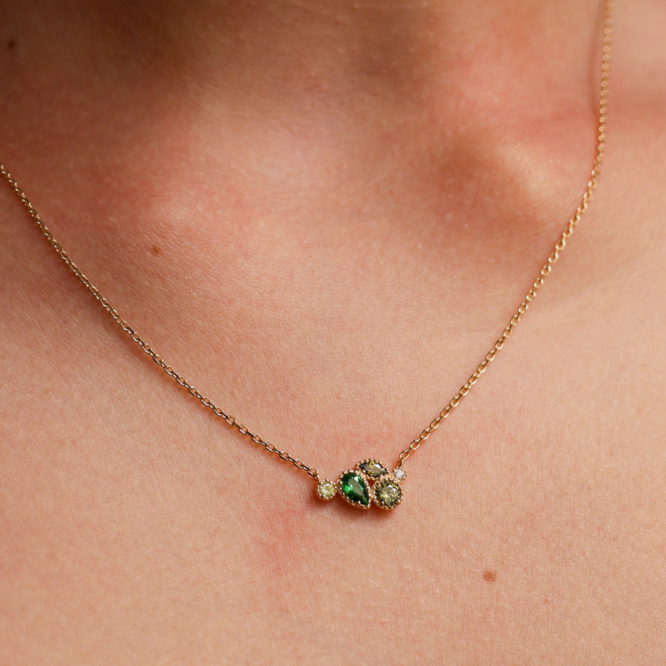 Anya necklace green zironcs gold-plated