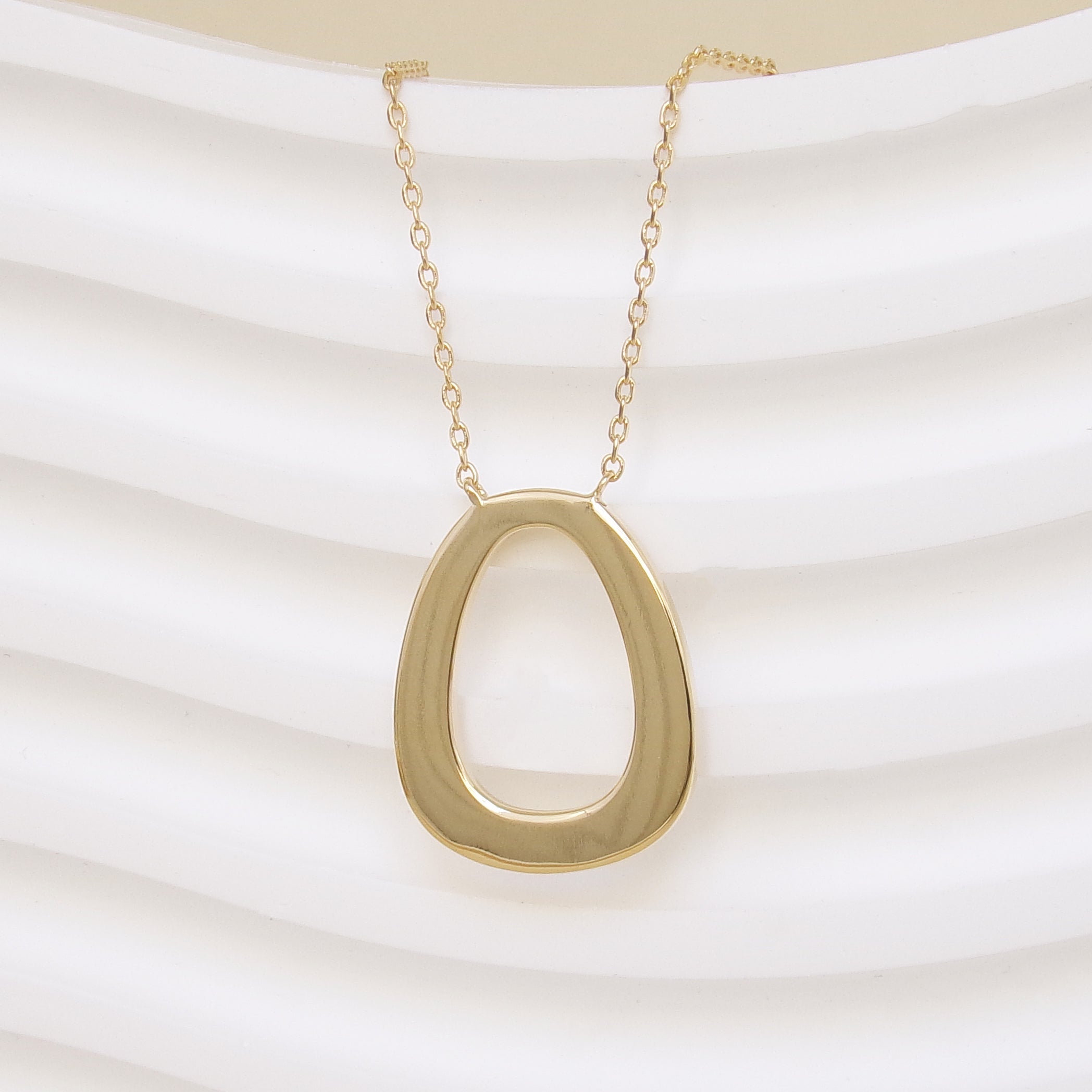 Gold plated oval ring Konala necklace