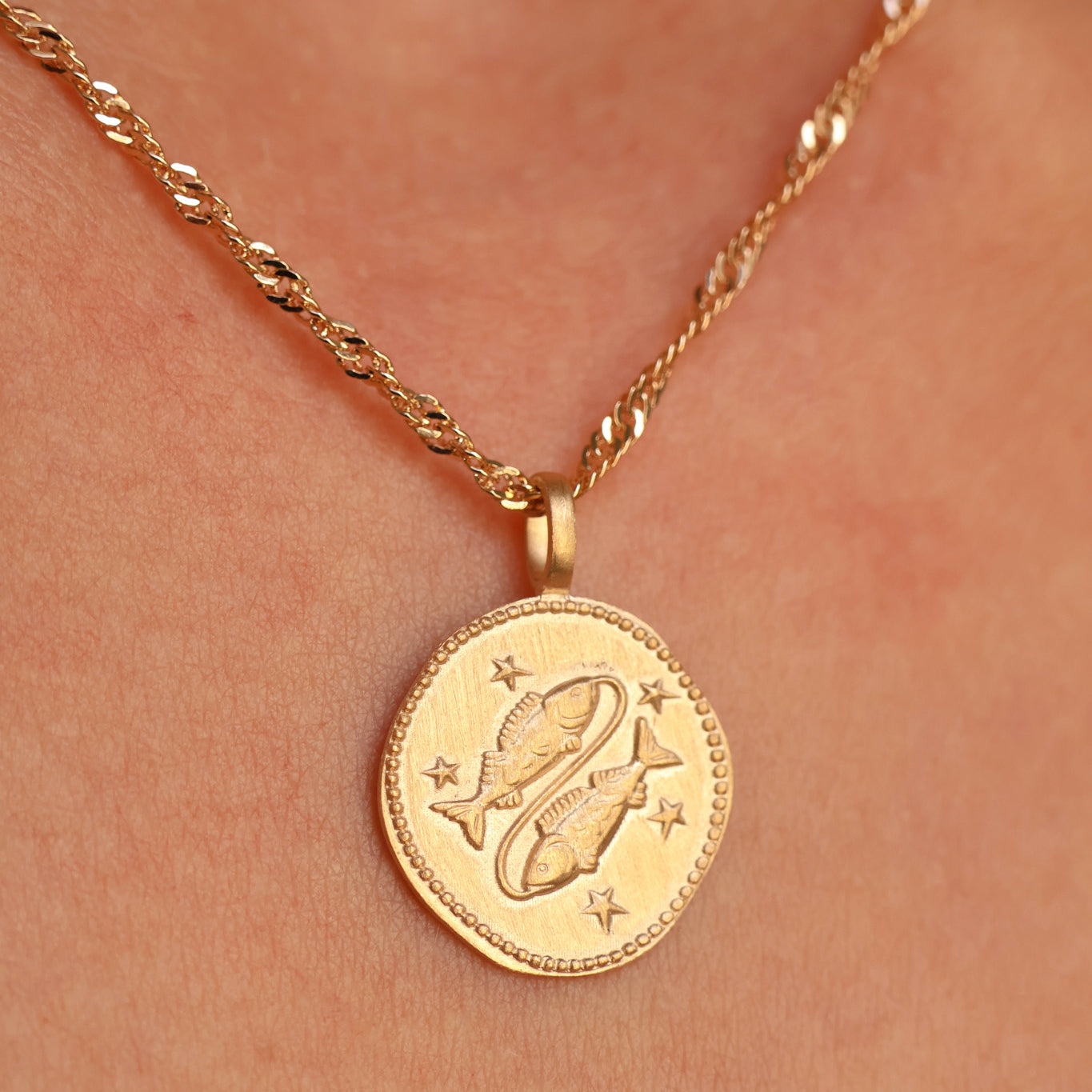Pisces astro medal pendant to engrave gold-plated